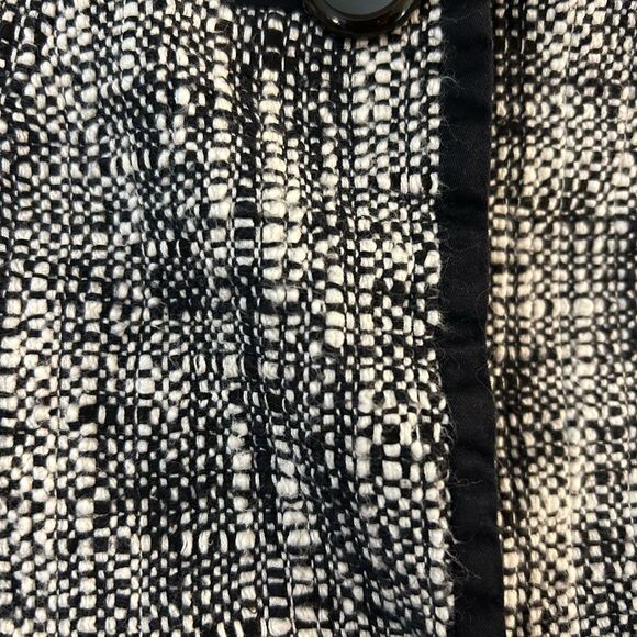 LEVEL UP 2 piece outfit! Talbots Tweed short jacket with H&M skirt - Picture 3 of 8